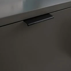 Studio Copenhagen Sideboard Harma I - Dunkelgrau -BÜROMÖBEL Verkaufsgeschäft 1000007080 191127 10453900005 DETAILS P000000001000007080