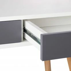 Mørteens Schreibtisch Mokre - Eiche teilmassiv - Weiß / Eiche 19 Mørteens Schreibtisch Mokre - Eiche teilmassiv - Weiß / Eiche -BÜROMÖBEL Verkaufsgeschäft 1000008544 180912 13583006 GALLERYIMAGES P000000001000008544