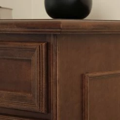 Montreux Kommode Arabella II - Ayous teilmassiv - Antikbraun 24 Montreux Kommode Arabella II - Ayous teilmassiv - Antikbraun -BÜROMÖBEL Verkaufsgeschäft 1000017483 100 GALLERYIMAGES P000000001000017483