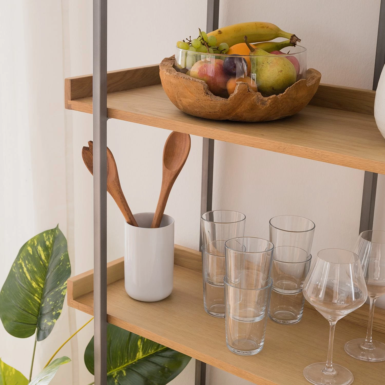 Ars manufacti Bücherregal Dharai II - Echtholzfurnier / Metall - Eiche / Silber 12 Ars manufacti Bücherregal Dharai II - Echtholzfurnier / Metall - Eiche / Silber – Bild 10