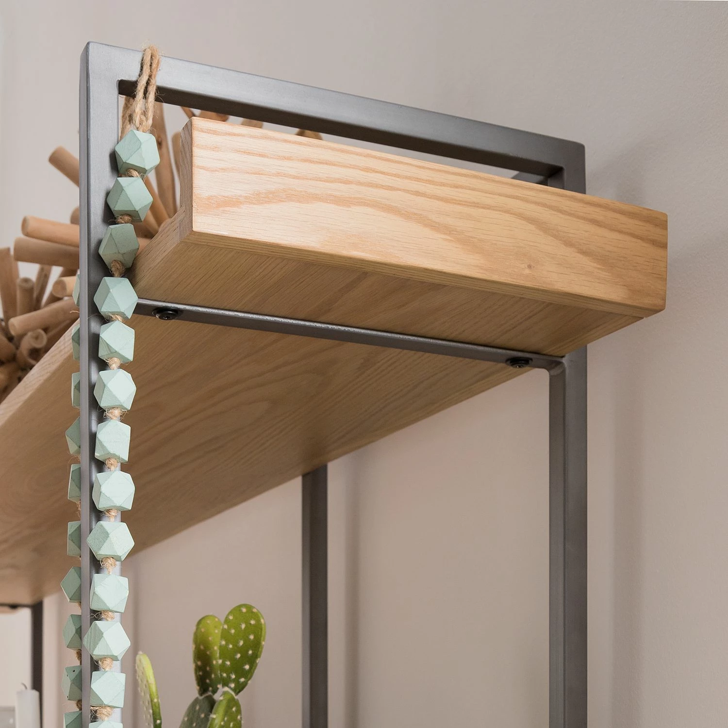 Ars manufacti Bücherregal Dharai II - Echtholzfurnier / Metall - Eiche / Silber 13 Ars manufacti Bücherregal Dharai II - Echtholzfurnier / Metall - Eiche / Silber – Bild 11