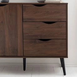 Mørteens Sideboard Gjora - Gummibaum teilmassiv - Walnuss -BÜROMÖBEL Verkaufsgeschäft 1000123698 190325 11253100014 GALLERYIMAGES P000000001000123698
