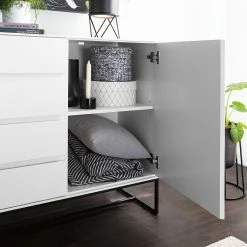 Fredriks Sideboard Zaddy II - Weiß 32 Fredriks Sideboard Zaddy II - Weiß -BÜROMÖBEL Verkaufsgeschäft 1000134696 190723 16140800020 MOOD DETAILS P000000001000134696 mood