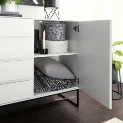 Fredriks Sideboard Zaddy II - Weiß 49 Fredriks Sideboard Zaddy II - Weiß -BÜROMÖBEL Verkaufsgeschäft 1000134696 210426 15155200020 DETAILS P000000001000134696