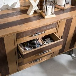 Ars manufacti Sideboard Tamati II - Pinie massiv / Eisen - Pinie / Schwarz -BÜROMÖBEL Verkaufsgeschäft 1000166787 200117 06085800010 MOOD DETAILS P000000001000166787 mood