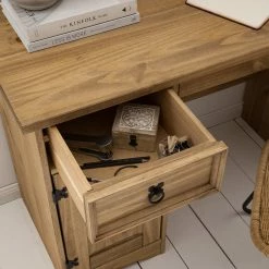 Maison Belfort Schreibtisch Finca Rustica I - Kiefer massiv - Kiefer Natur -BÜROMÖBEL Verkaufsgeschäft 1000178037 200506 14205900005 DETAILS P000000001000178037