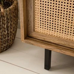 Ars manufacti Kommode Vina II - Mango massiv / Wiener Geflecht - Mango / Schwarz -BÜROMÖBEL Verkaufsgeschäft 1000178080 200324 13595400008 MOOD DETAILS P000000001000178080 mood