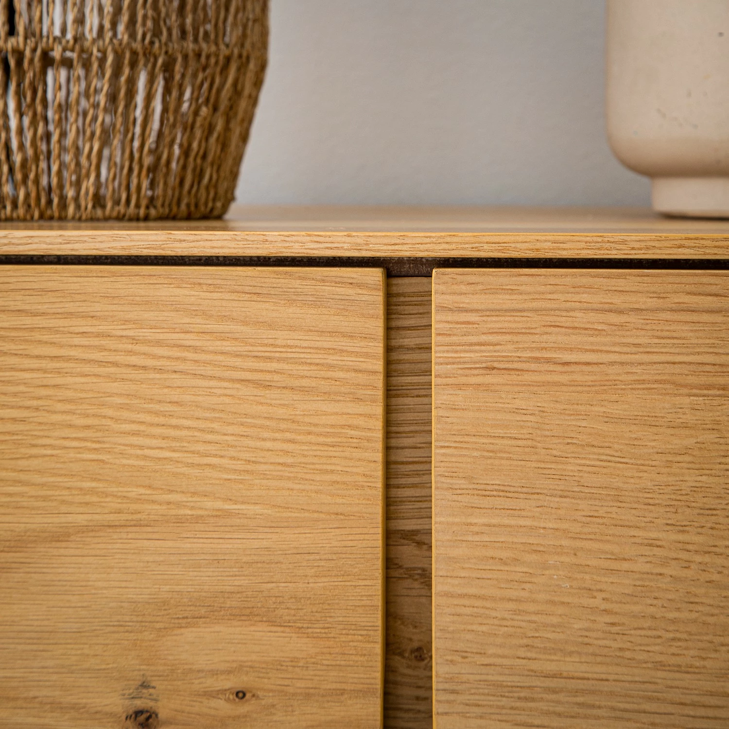 Ars Natura Sideboard Nozza I - Echtholzfurnier - Eiche / Schwarz 16 Ars Natura Sideboard Nozza I - Echtholzfurnier - Eiche / Schwarz – Bild 14