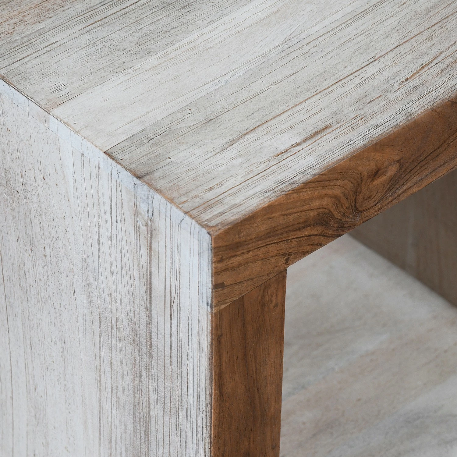 Wolf-Möbel Regal Maison - Akazie massiv - Akazie Stone / Antik Weiß 8 Wolf-Möbel Regal Maison - Akazie massiv - Akazie Stone / Antik Weiß – Bild 6