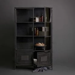 Red Living Vitrinenschrank Ravno - Metall - Vintage Schwarz -BÜROMÖBEL Verkaufsgeschäft 1000275626 210630 12465300098 MOOD DETAILS P000000001000275626 mood