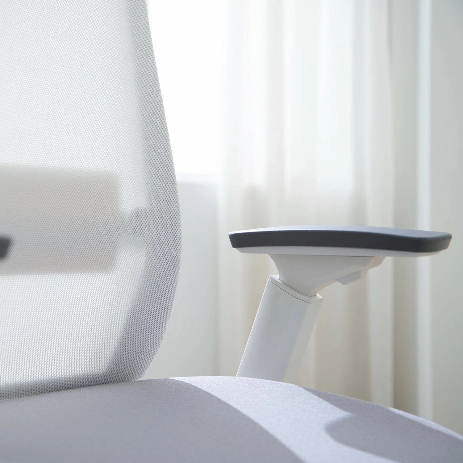 Fredriks Bürostuhl Rosie - Hellgrau / Weiß 16 Fredriks Bürostuhl Rosie - Hellgrau / Weiß – Bild 14