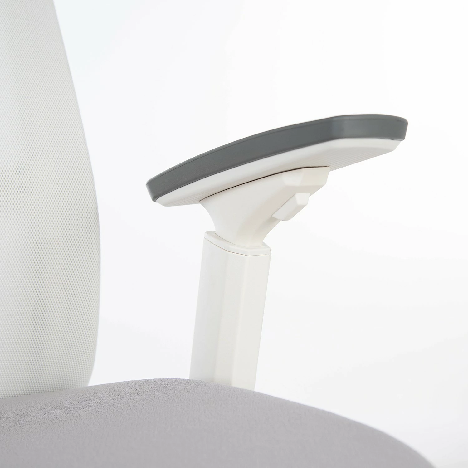 Fredriks Bürostuhl Rosie - Hellgrau / Weiß 17 Fredriks Bürostuhl Rosie - Hellgrau / Weiß – Bild 15