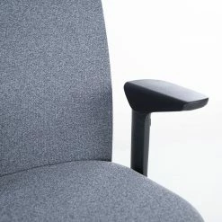 Fredriks Bürostuhl Rune - Lichtgrau -BÜROMÖBEL Verkaufsgeschäft 1000310653 220826 035 DETAILS P000000001000310653