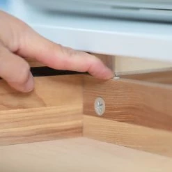 Mørteens Eckschreibtisch Ophelia - Weiß - Breite: 135 cm - Schublade rechts 18 Mørteens Eckschreibtisch Ophelia - Weiß - Breite: 135 cm - Schublade rechts -BÜROMÖBEL Verkaufsgeschäft 1000332519 220211 050 DETAILS P000000001000332519