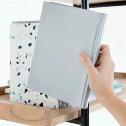 Red Living Regal Breitbride II - Akazie massiv / Metall - Akazie / Schwarz 21 Red Living Regal Breitbride II - Akazie massiv / Metall - Akazie / Schwarz -BÜROMÖBEL Verkaufsgeschäft 1000363950 220714 055 DETAILS P000000001000363950