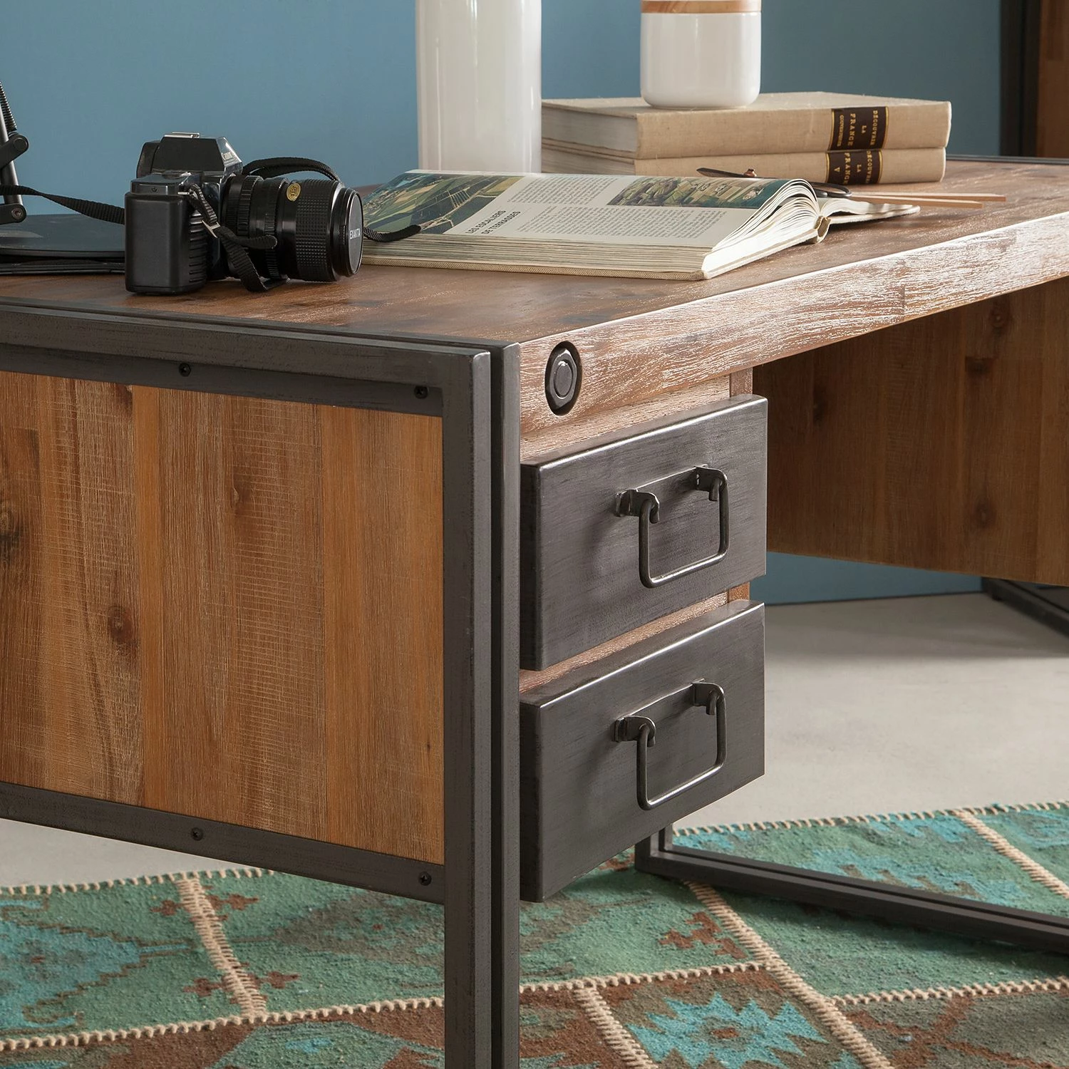 Ars manufacti Schreibtisch Manchester II - Akazie massiv/Metall 9 Ars manufacti Schreibtisch Manchester II - Akazie massiv/Metall – Bild 7