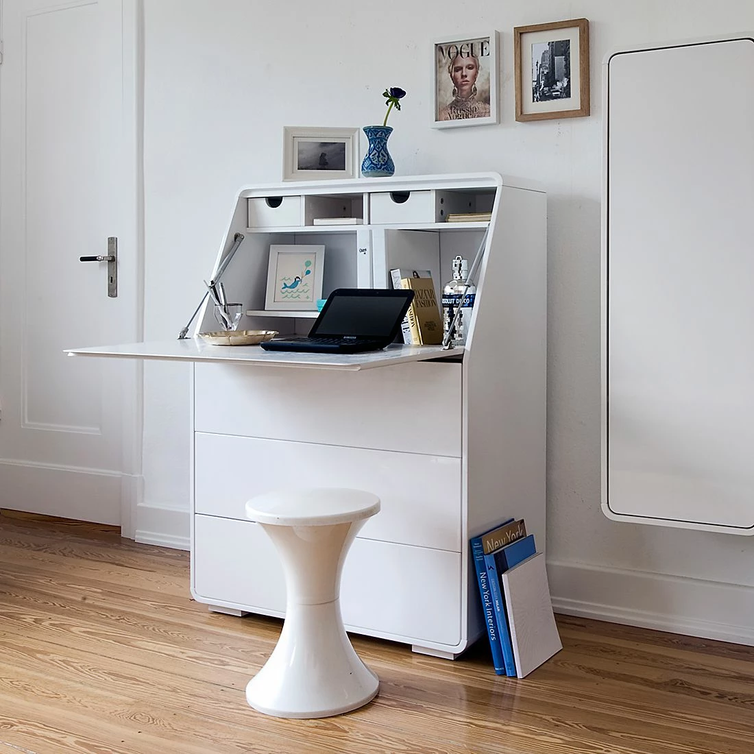 Jahnke Sekretär Cuuba Curve C 10 - Hochglanz Weiß 5 Jahnke Sekretär Cuuba Curve C 10 - Hochglanz Weiß – Bild 3